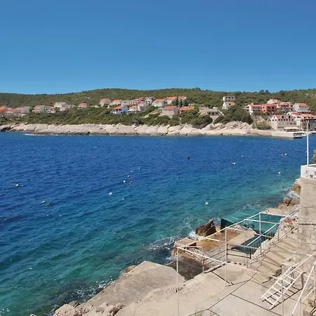 Apartman Yvone Zavalatica